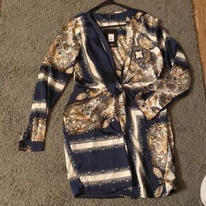 Fashion Nova Dress. My mom bought it.didn’t like how it looked when it came in.